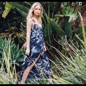 Novella Royale The Rosalind Dress in Midnight Lily